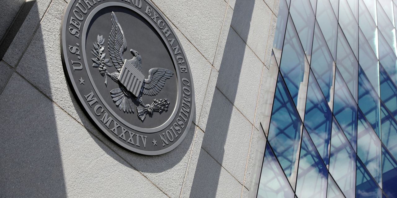 De Securities and Exchange Commission klaagt ontwikkelaars van cryptocurrency aan voor een deal van $ 2 miljard