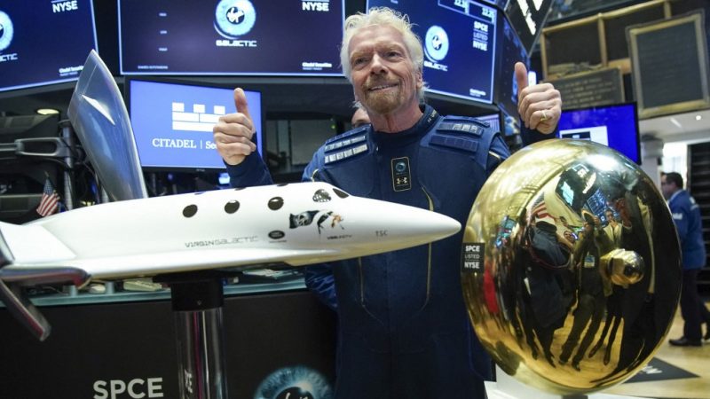 Miljardair ruimterace: Branson wil vliegen voor Bezos |  ruimte nieuws