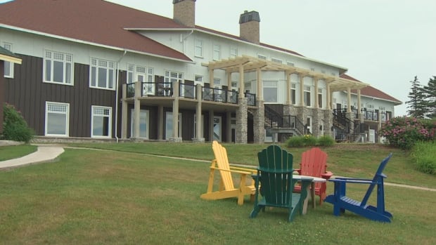 'Iedereen worstelt': Nova Scotia-resort adverteert met minimumloon van $ 15 per uur