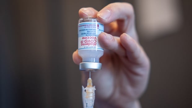 Problemen met gemengde doses: sommige Canadese cruiseschiparbeiders verloren hun baan vanwege hun vaccinaties met gemengde doses