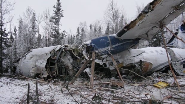 De overlevende van een dodelijke crash “walgde” Sask.  De luchtvaartmaatschappij vertrok met ijs in het vliegtuig