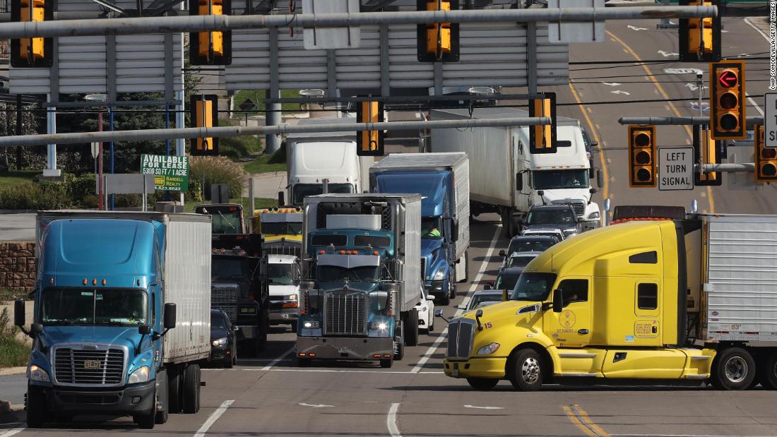 Amerikaanse vrachtwagenchauffeurs zijn gefrustreerd door meer dan Covid-19