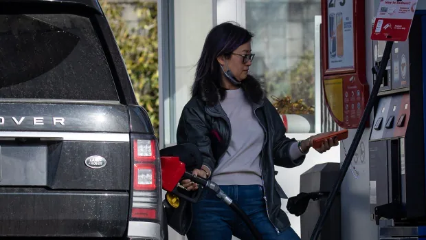 De gasprijzen blijven stijgen, met een verwachte high van $ 2,34/L in Vancouver