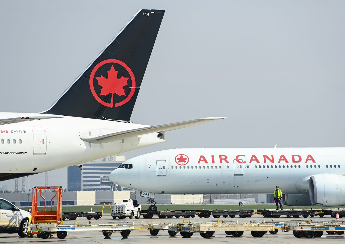 Air Canada heeft deze zomer meer dan 9.500 vluchten geannuleerd.  Wat betekent dit voor uw reisplannen?
