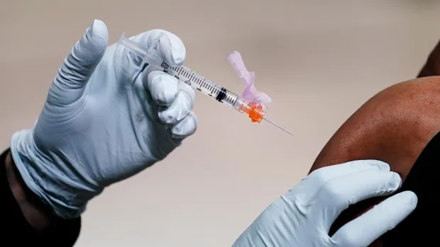 Welke bescherming kunt u dit najaar verwachten van de bijgewerkte COVID-vaccins?