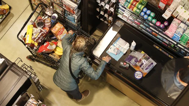 Inflatie in Canada daalt tot 7%, maar voedselprijzen stijgen nog steeds