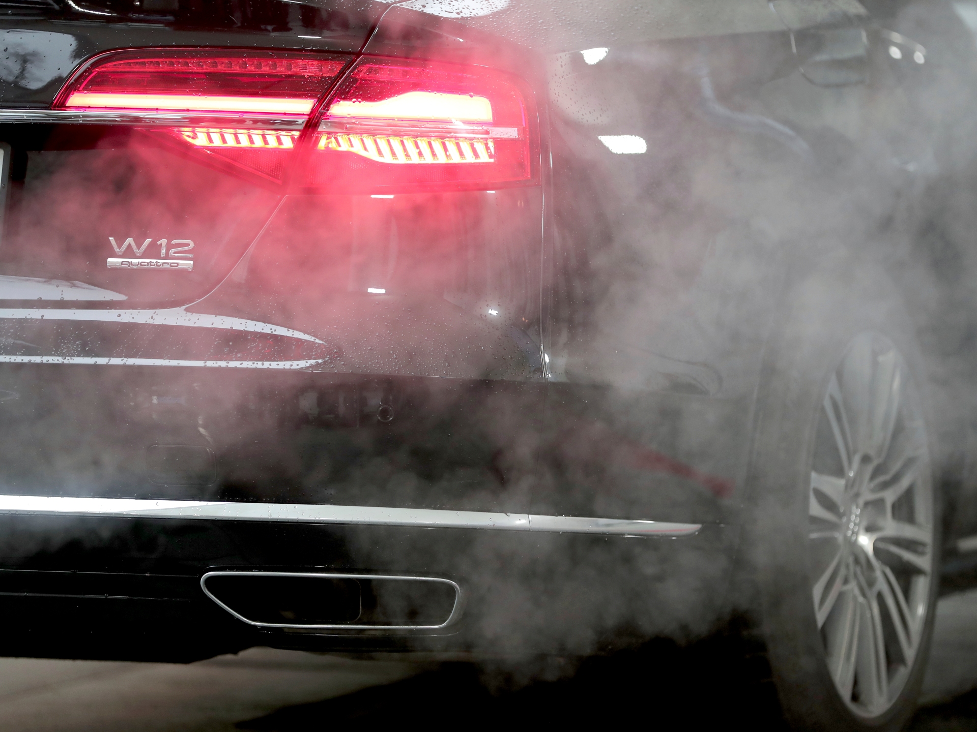 EU bereikt akkoord om verkoop van nieuwe auto’s met verbrandingsmotor tegen 2035 te verbieden |  Zakelijk en economisch nieuws